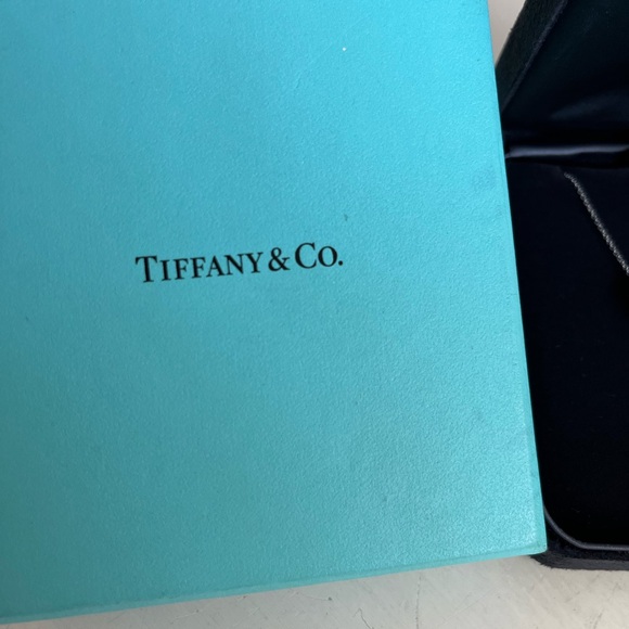 Tiffany and Co. Diamond heart pendant - Picture 6 of 10